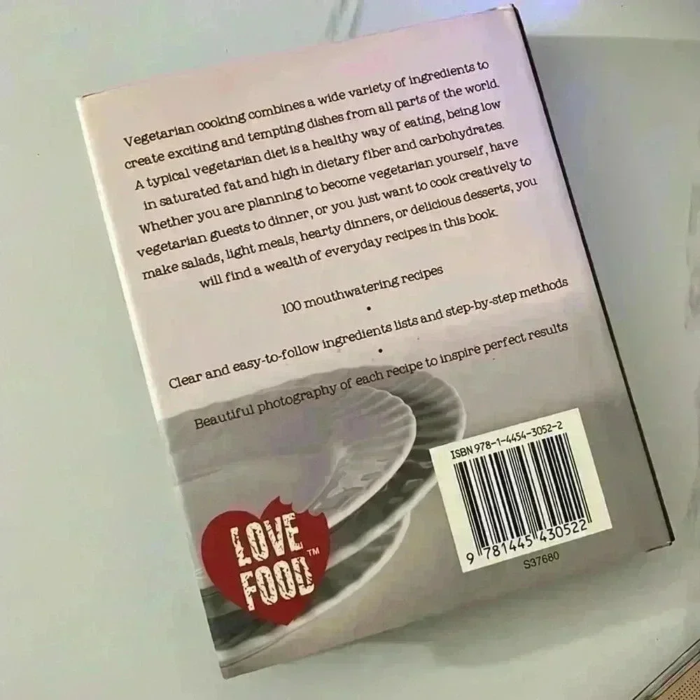 VEGETARIAN 100 everyday recipes cookbook.